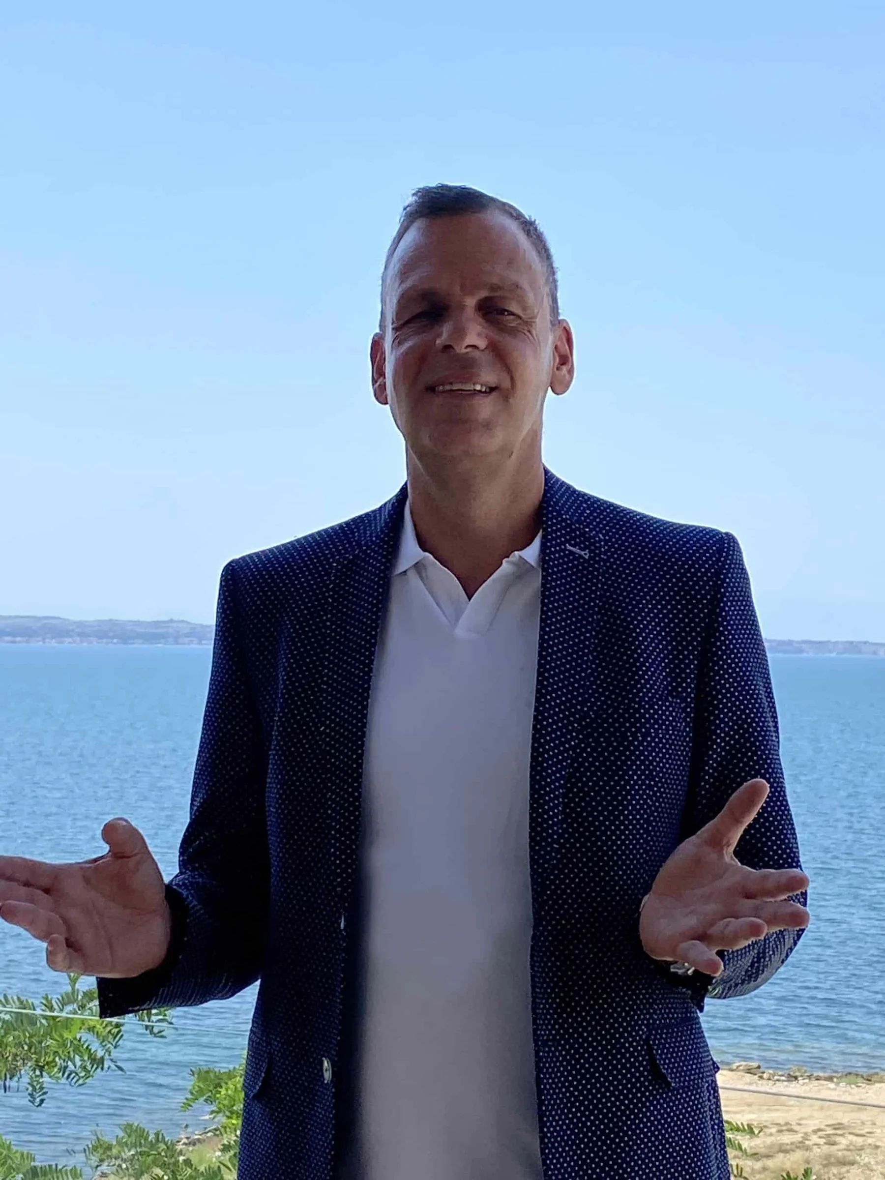 Hubert Schlaucher am Meer – offen und einladend